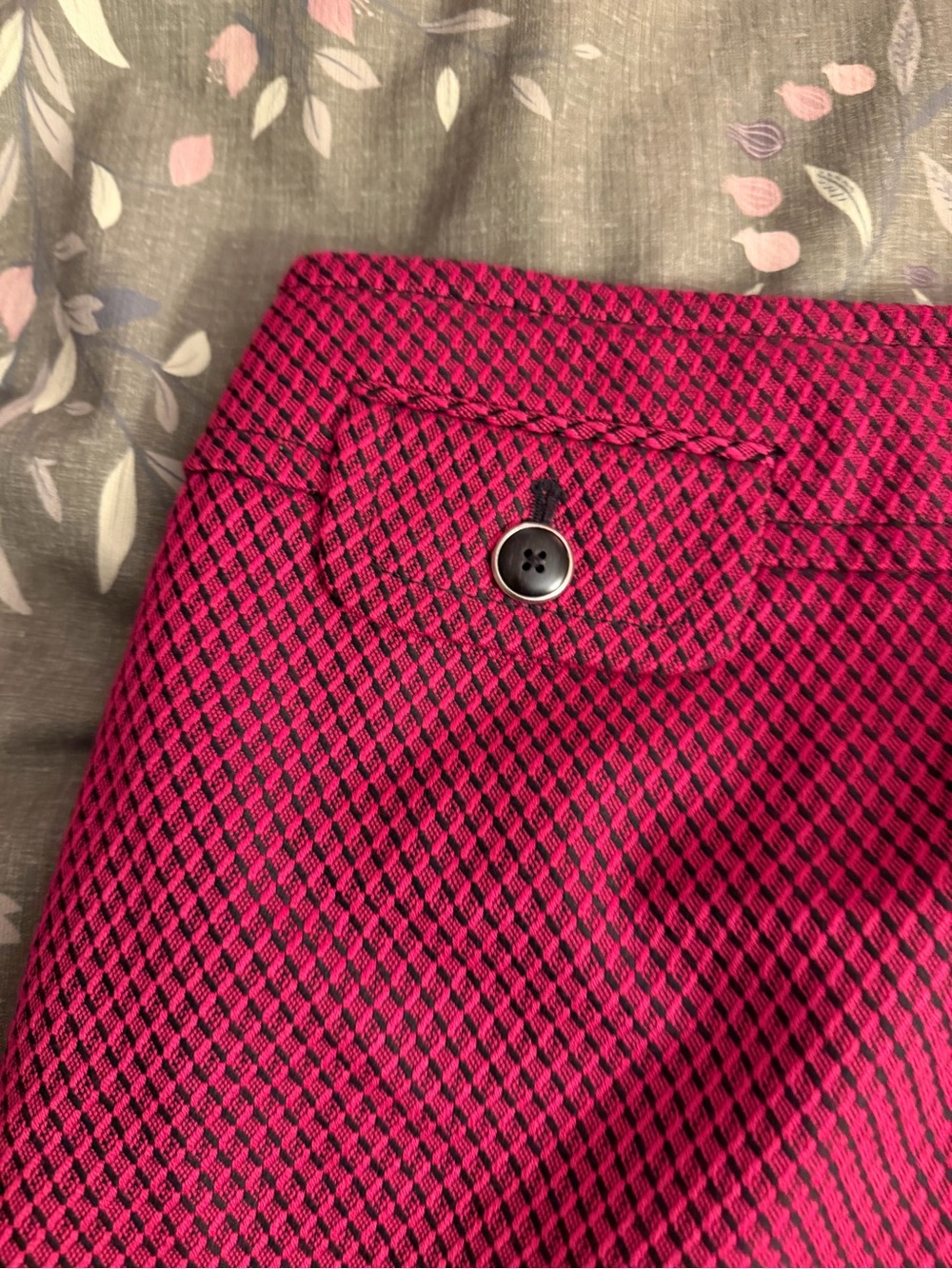 LOFT Raspberry Textured Mini Skirt with Flap Pockets - Picture 5 of 6